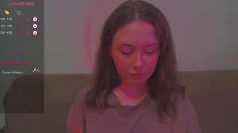 Snapshot of miranadevl chatting on October 2025 03:56:02 PM Kira online show from October 2025 03:56:02 PM