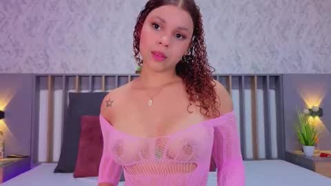 Miranda online show from December 2025 11:23:02 PM