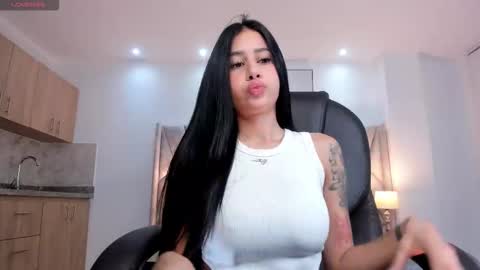 Snapshot of miranda_crawfor chatting on October 2025 12:06:02 PM miranda_crawfor online show from October 2025 12:06:02 PM