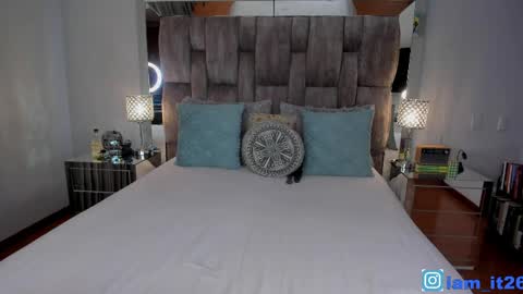 Miranda online show from April 2026 11:47:02 PM