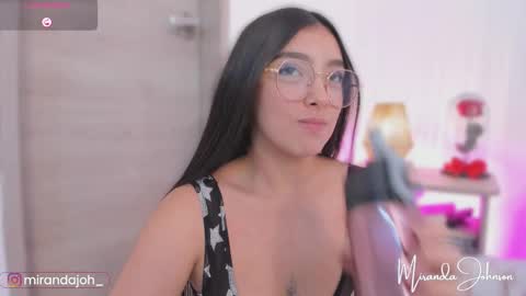 Snapshot of mirandajohnson_ chatting on September 2025 05:16:02 PM Miranda online show from September 2025 05:16:02 PM