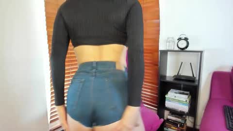 miranda online show from November 2025 03:33:02 PM