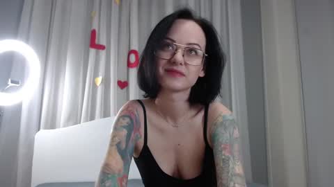 Snapshot of mirasky chatting on March 2025 08:18:02 PM Mira online show from March 2025 08:18:02 PM