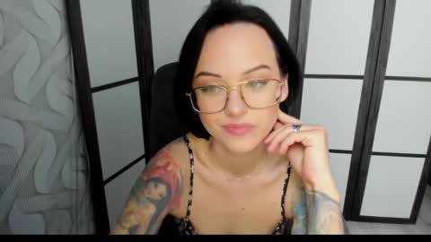 Snapshot of mirasky chatting on March 2025 02:32:01 AM Mira online show from March 2025 02:32:01 AM