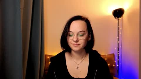 Snapshot of miraskyy chatting on November 2025 05:26:01 PM MiraSkyy online show from November 2025 05:26:01 PM