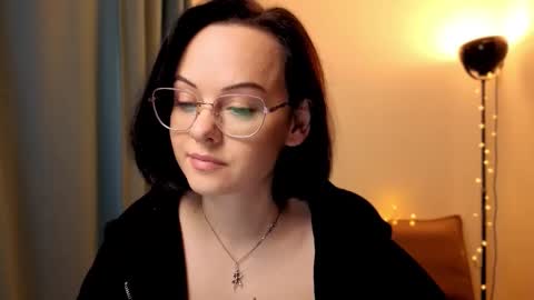 Snapshot of miraskyy chatting on November 2025 03:46:01 PM MiraSkyy online show from November 2025 03:46:01 PM