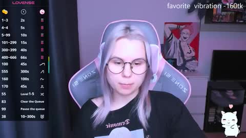 Kira online show from December 2025 08:16:02 PM