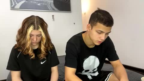 mirelcouple online show from February 2026 10:12:01 AM