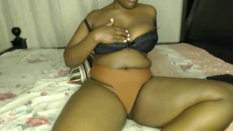 Snapshot of mireypeace chatting on April 2026 11:53:02 PM mireypeace online show from April 2026 11:53:02 PM