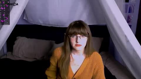 Snapshot of miriam_crazy chatting on September 2025 07:47:01 PM miriam_crazy online show from September 2025 07:47:01 PM