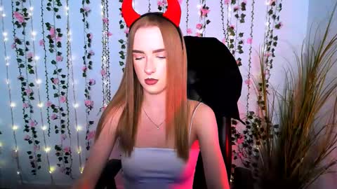 Snapshot of miriam_crazy chatting on September 2025 07:13:01 PM miriam_crazy online show from September 2025 07:13:01 PM