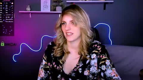 Snapshot of miriam_crazy chatting on September 2025 07:40:02 PM miriam_crazy online show from September 2025 07:40:02 PM