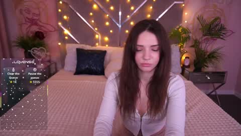 Snapshot of miriellenymph chatting on April 2026 12:28:01 PM Mira online show from April 2026 12:28:01 PM