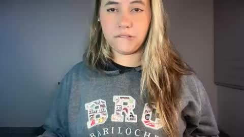 Snapshot of mirilinda chatting on March 2026 03:32:01 AM mirilinda online show from March 2026 03:32:01 AM