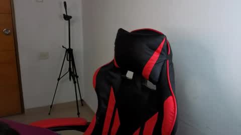 mirko_xx online show from March 2026 01:55:01 AM