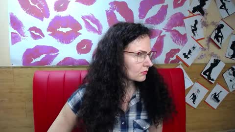 Snapshot of miroslava_happi chatting on September 2025 06:04:01 AM Miroslava Happi online show from September 2025 06:04:01 AM