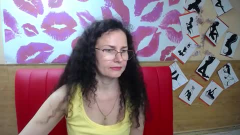 Snapshot of miroslava_happi chatting on September 2025 06:59:01 AM Miroslava Happi online show from September 2025 06:59:01 AM