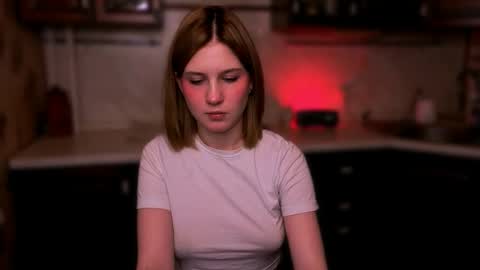 Mira online show from December 2025 06:36:01 PM