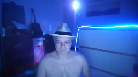 Snapshot of mirwais chatting on February 2025 06:19:01 PM Mirwais online show from February 2025 06:19:01 PM