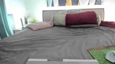 Snapshot of mis_eva chatting on October 2025 06:46:02 PM Eva online show from October 2025 06:46:02 PM