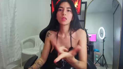 Snapshot of mis_iyasha chatting on November 2025 01:48:01 AM IYASHA online show from November 2025 01:48:01 AM