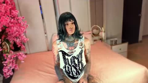     online show from February 2026 01:12:02 PM