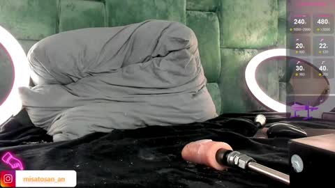 Snapshot of misatosan_ chatting on December 2024 06:37:01 AM Annie dont forget to thumbs up me online show from December 2024 06:37:01 AM