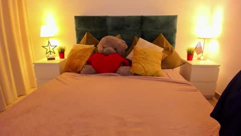 Snapshot of mishapallmer chatting on October 2025 06:56:01 AM mishapallmer online show from October 2025 06:56:01 AM