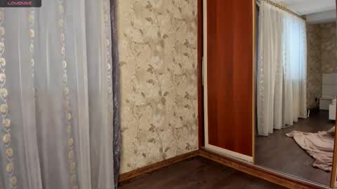 Snapshot of mishapallmer chatting on November 2025 09:53:02 AM mishapallmer online show from November 2025 09:53:02 AM