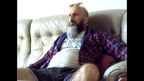 Snapshot of mishimaru76 chatting on May 2026 02:12:02 PM BadBartender online show from May 2026 02:12:02 PM