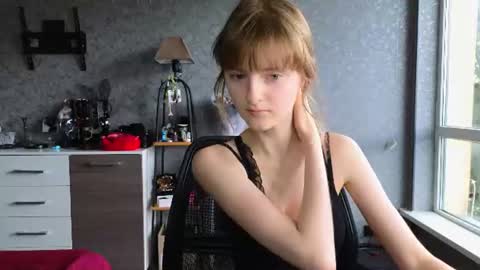 Snapshot of miss___alisa chatting on June 2026 11:01:02 AM Alisa NONNUDE online show from June 2026 11:01:02 AM