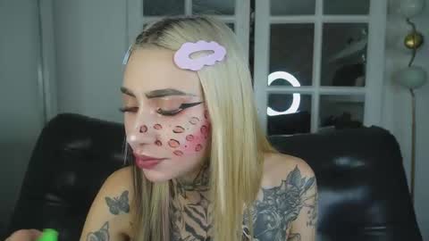 miss___angel online show from February 2026 10:49:02 AM