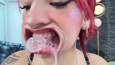 Snapshot of miss__abigail chatting on December 2025 02:08:02 AM Abigail online show from December 2025 02:08:02 AM