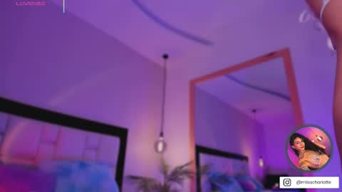 Charlotte online show from September 2025 05:12:01 AM