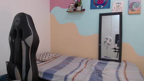 Akemi 3 online show from February 2025 04:41:02 PM