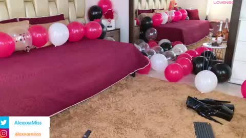 Alexa online show from September 2025 07:58:02 PM