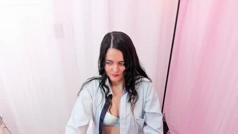 Snapshot of miss_alhy chatting on December 2024 11:49:02 AM online show from December 2024 11:49:02 AM