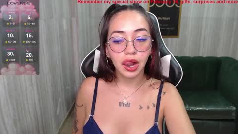 andrea online show from February 2025 07:38:02 PM