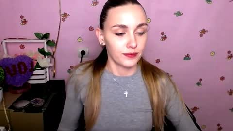 Snapshot of miss_angelina_ chatting on February 2026 06:43:02 AM Angelina online show from February 2026 06:43:02 AM