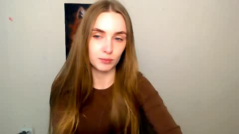 Snapshot of miss_angelina_ chatting on April 2026 07:01:01 AM Angelina online show from April 2026 07:01:01 AM