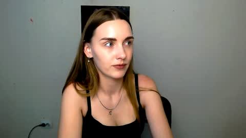 Snapshot of miss_angelina_ chatting on June 2026 06:23:01 AM Angelina online show from June 2026 06:23:01 AM