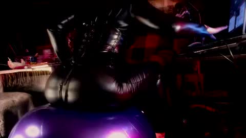 Snapshot of miss_asmodeus chatting on March 2026 09:00:01 PM missAsmodeus online show from March 2026 09:00:01 PM