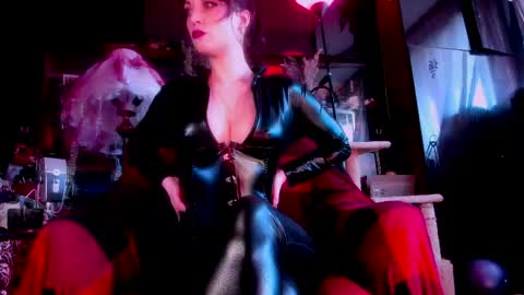 Snapshot of miss_asmodeus chatting on April 2026 01:49:01 PM missAsmodeus online show from April 2026 01:49:01 PM
