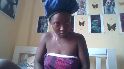 Snapshot of miss_atitude chatting on September 2025 09:14:02 AM miss_atitude online show from September 2025 09:14:02 AM