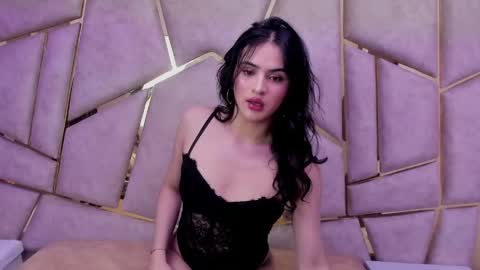 Snapshot of miss_bella_kiss chatting on May 2026 06:41:01 AM miss_bella_kiss online show from May 2026 06:41:01 AM