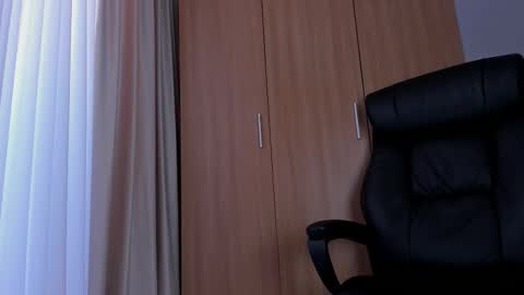 Ivy online show from September 2025 12:15:01 PM