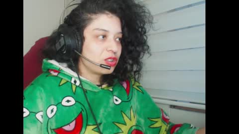 Miss Carmila online show from September 2025 10:57:02 PM