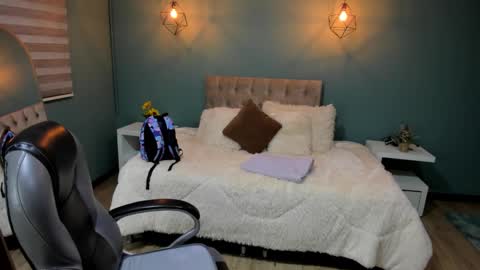 Cataleya online show from November 2025 11:31:01 AM