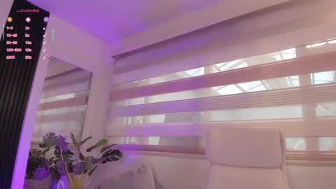 Snapshot of miss_catalinaa chatting on September 2025 11:43:02 AM Catalina online show from September 2025 11:43:02 AM