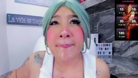 Snapshot of miss_danika chatting on December 2025 11:04:01 AM Danika online show from December 2025 11:04:01 AM